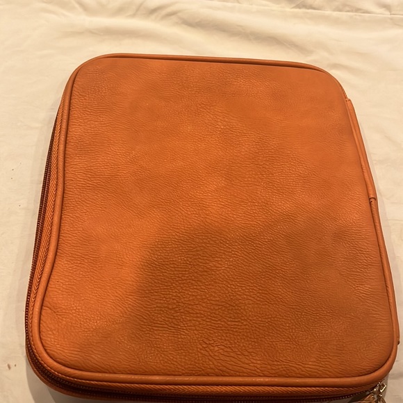Steve Madden tablet cover NWT - Picture 4 of 7